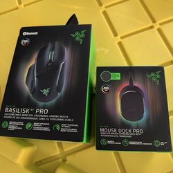 Razer Basilisk V3 Pro with Wireless Charging Dock