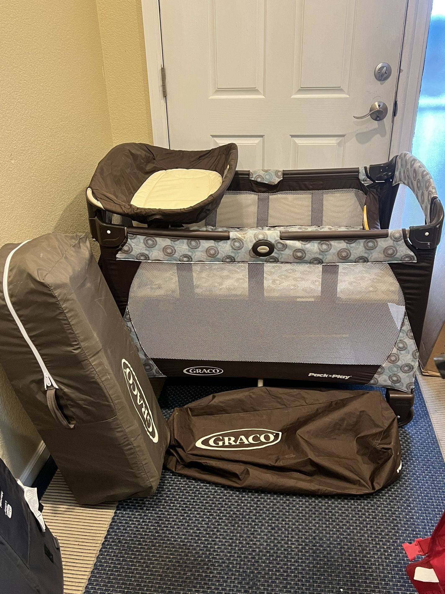 Graco Pack N Play