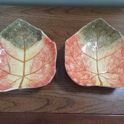 Two large leaf decorative fall dishes