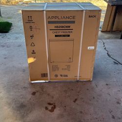 Appliance Basic Chest Freezer