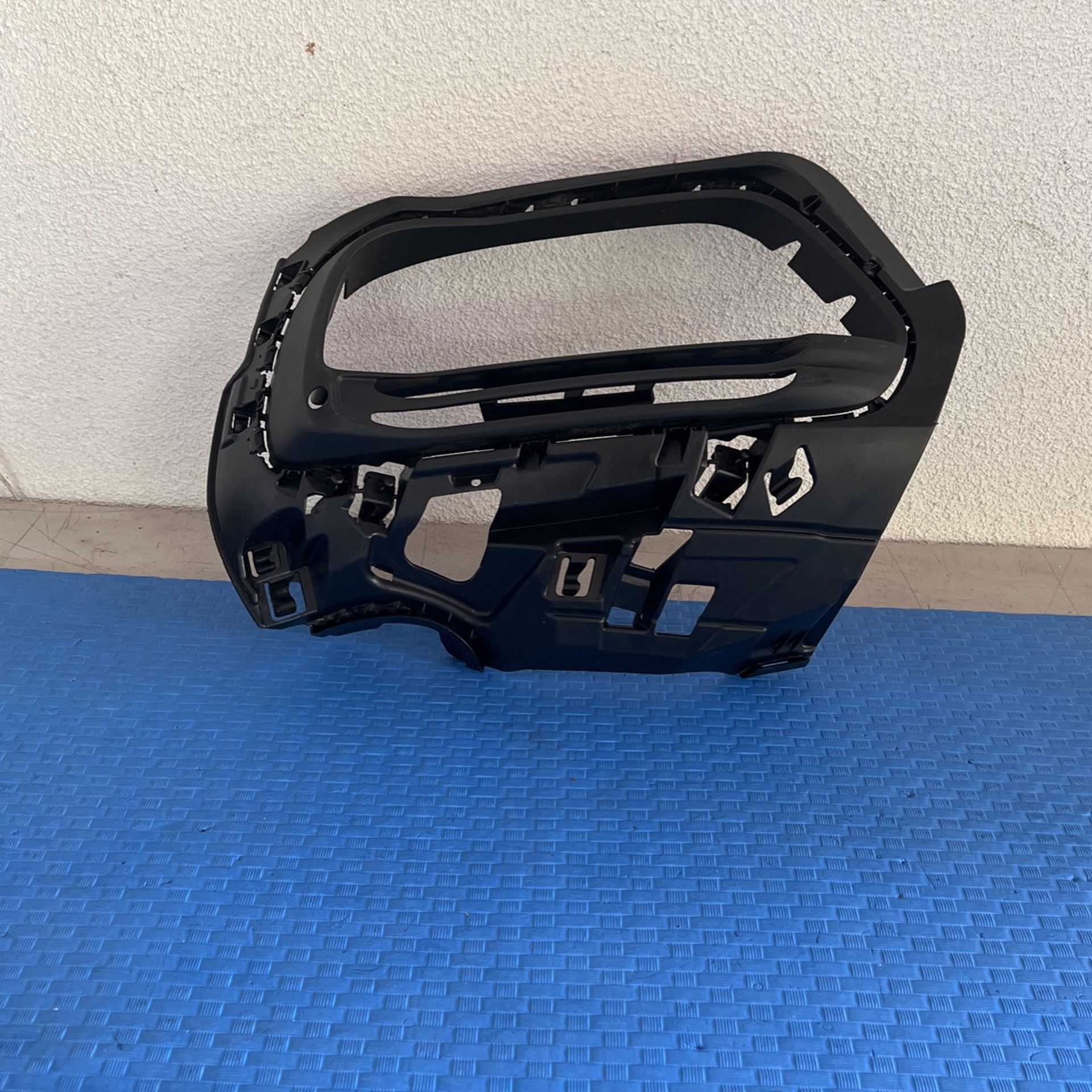 2017 2018 2019 2020 PORSCHE 911 991 FRONT BUMPER LEFT DRIVER SIDE LOWER GRILLE