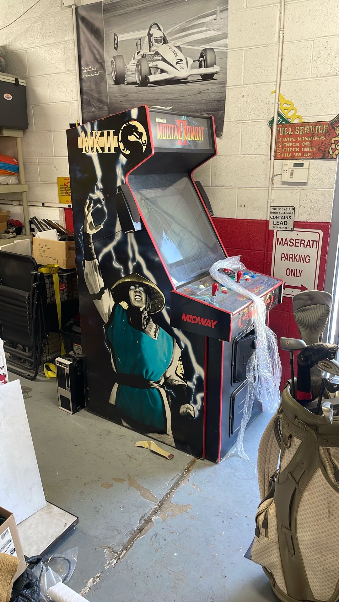 Midway Mortal Kombat two arcade game