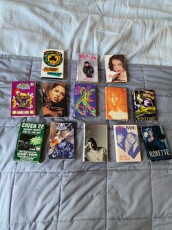 💰 BEST OFFER WILL BE ACCEPTED ANOTHER ROUND OF FABULOUS CASSINGLES!