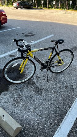 Denali GMC Road Series Bike
