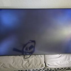 82" Samsung QLED 4K UHD (Broken Screen)