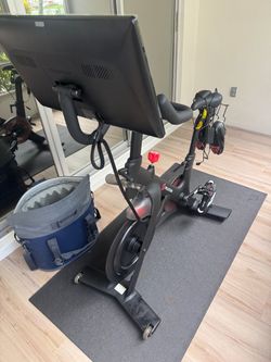 Spin Bike - Peleton - New