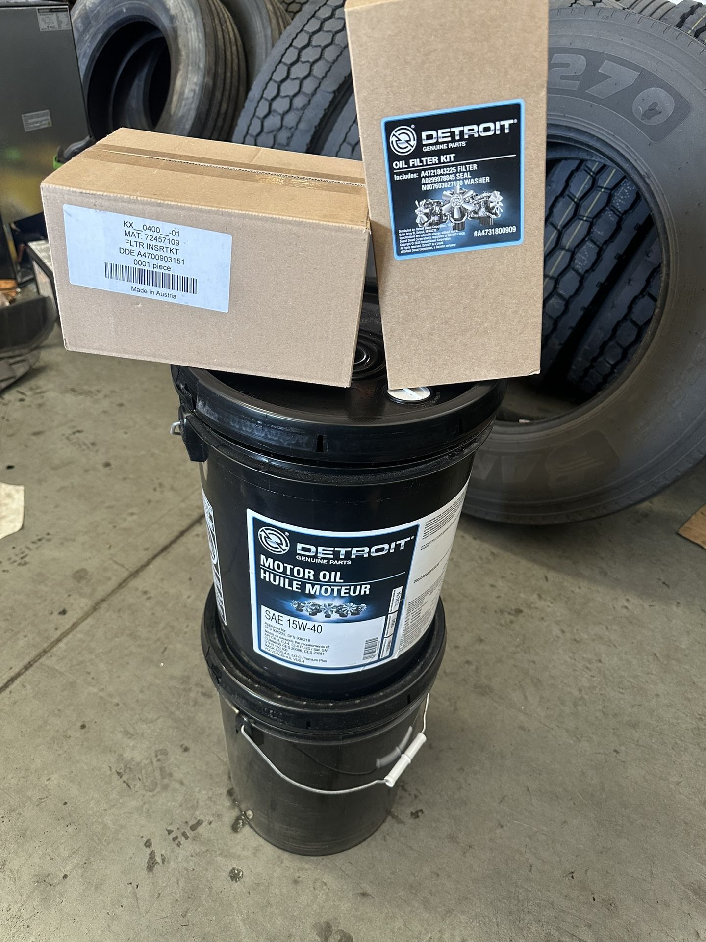 Freightliner Cascadia Oil Change Kit