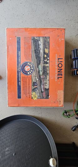 Lionel Train Set