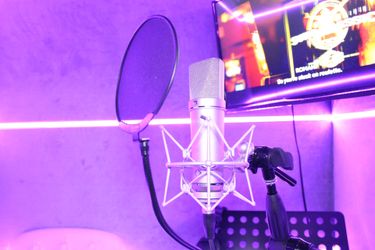 Book Your Next Recording Session 🎤💽