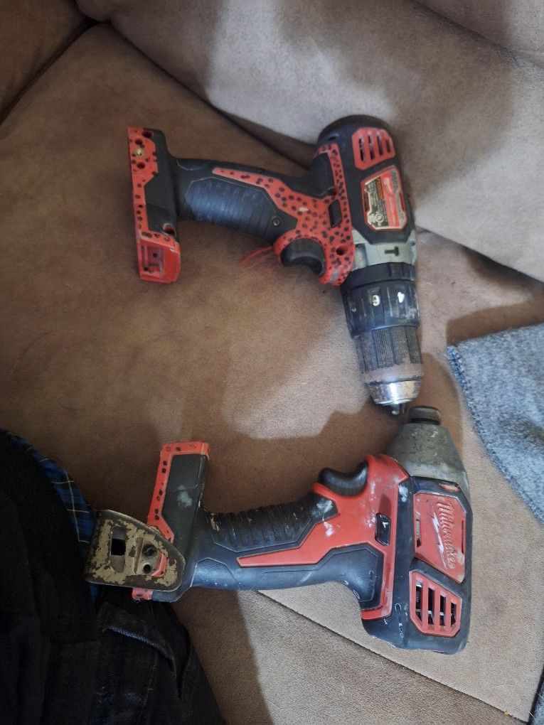 M18 Milwaukee Hammer Drill & Impact Drill