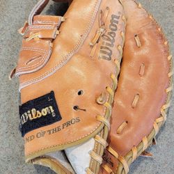 13" Wilson First Base Baseball Glove 