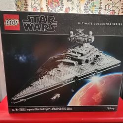 LEGO Star Wars: Imperial Star Destroyer (75252) - Retired;