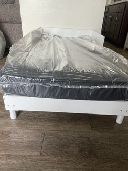 Toddler Bed With New Mattress
