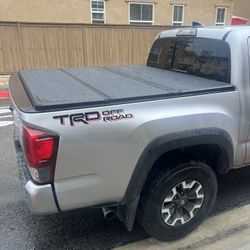 Tacoma Short Bed Cover 5’