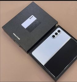 Samsung Galaxy z fold 5 Unlocked / Liberado 😃