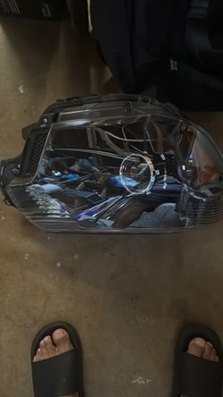 Un par de head lights nuevas para tacoma 2005 al 2015