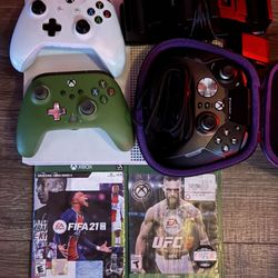 Xbox One S (3 Controllers, 3 Games, 2 Rechargeable Batteries)