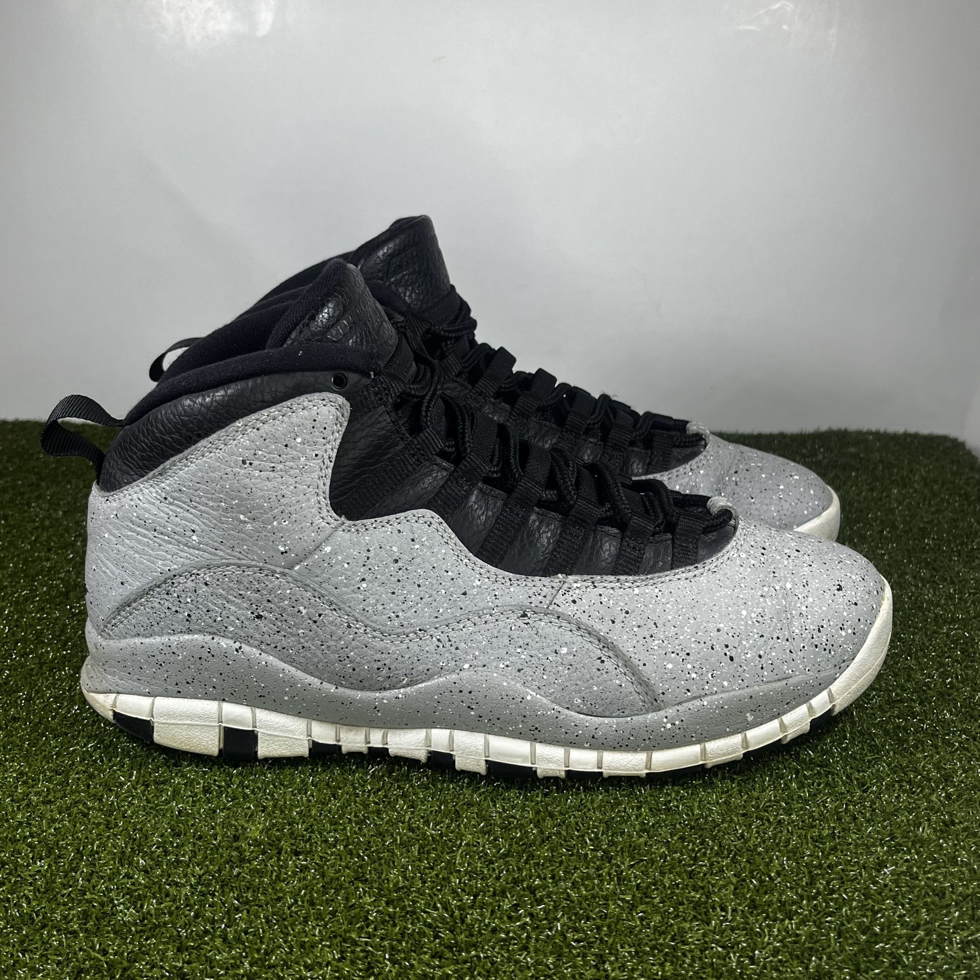 Nike Air Jordan 10 X Retro Cement Light Smoke Grey 310805 062 Men s Size 10 for Sale in Blythe GA OfferUp