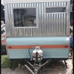 Camper Trailer TINYHOME Bathroom 