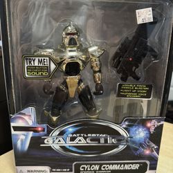 Vintage 1996 Trendmasters Battlestar Galactica Cylon Commander Action Figure Sealed 