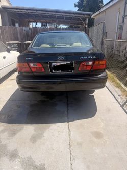 1999 Toyota Avalon XL $2800 obo