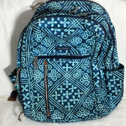 VERA BRADLEY Lighten Up Grand Backpack paisley tiles EUC 