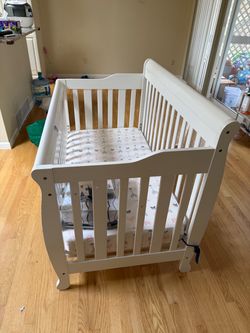 White Wood Baby Crib with Mattress