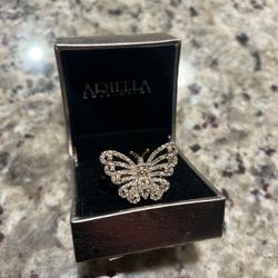 Butterfly ring