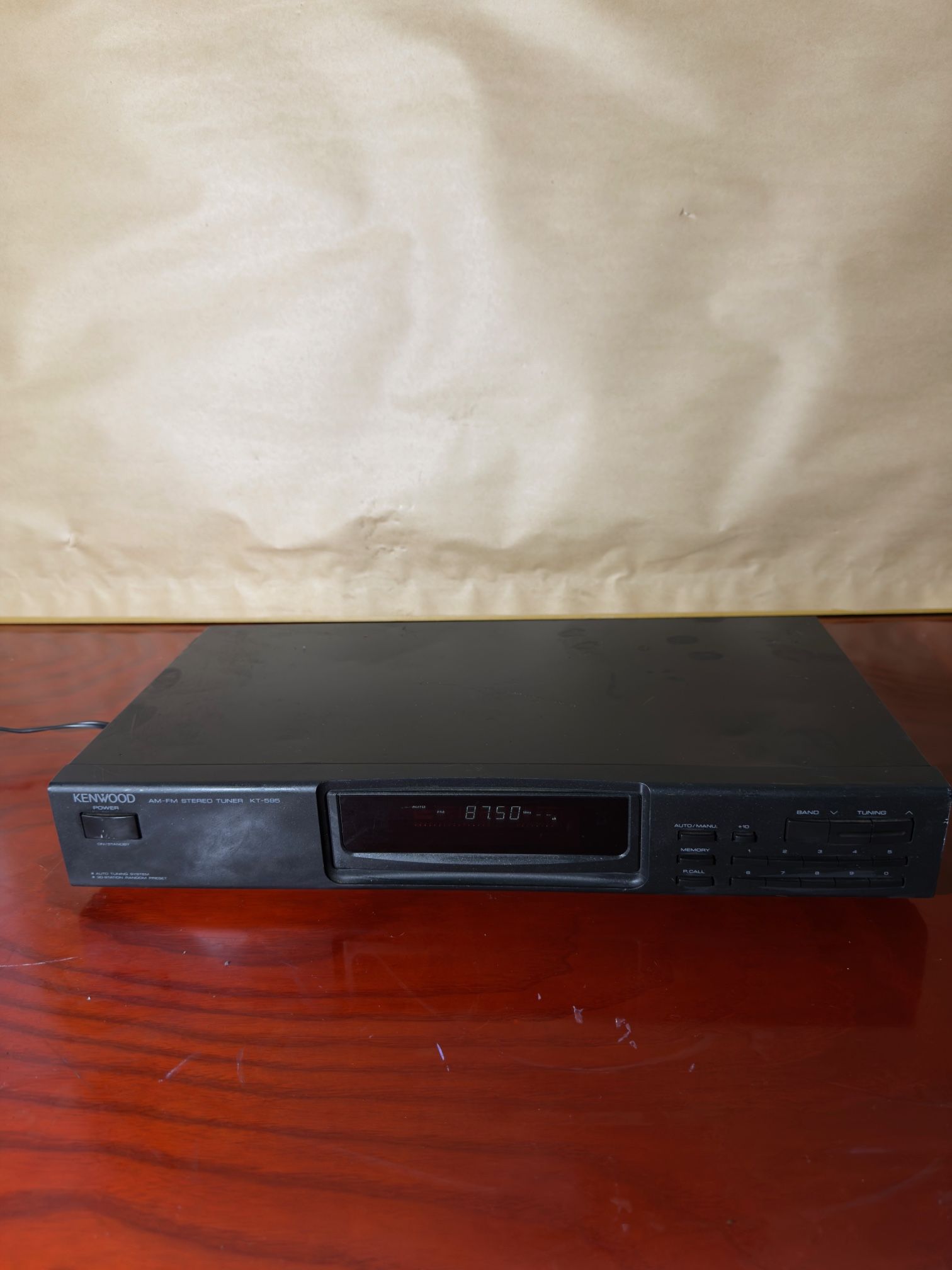 Kenwood KT-595 AM/FM Stereo Tuner