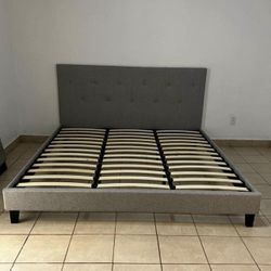 King Size Bed - Cama Tamaño King 