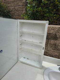 Medicine cabinet