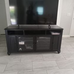 Tv stand