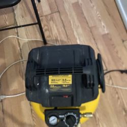 Dwalt Air Compressor 