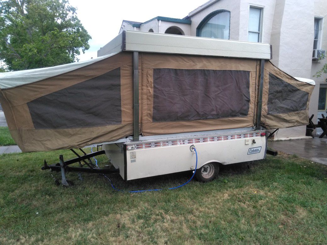 Coleman pop-up tent camping trailer