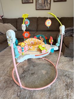 Baby bouncer activity center