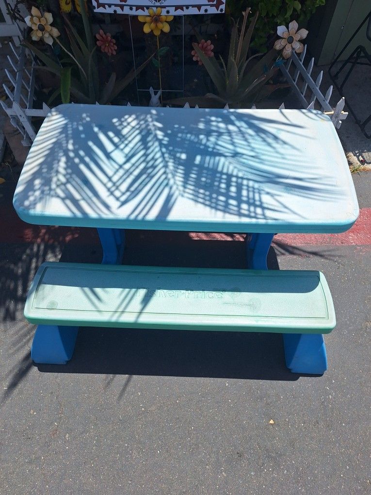 Fisher Price Outdoor Kids Table