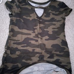 Army- Style Tee (M)