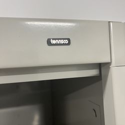 Tennsco Cabinets