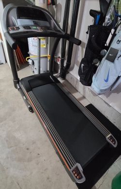 AFG 3.1 AT Treadmill for Sale in Bellflower CA OfferUp