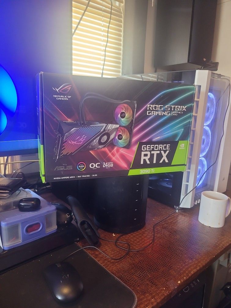 Asus Rog Strix Graphics Card 3090 Ti 24gb