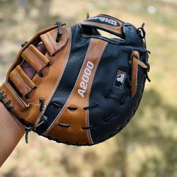 Wilson A2000 1st Base Glove