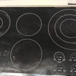 Wolf 36," Induction Cooktop