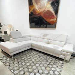 Brand New Leather Sectional Sofa / Sofa Seccional de Leather Nuevo a Estrenar … Fast 🚚