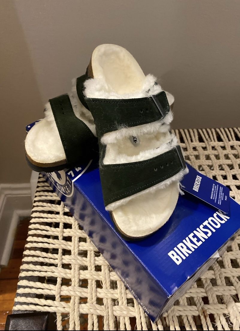 BIRKENSTOCK Arizona Shearling Sandals