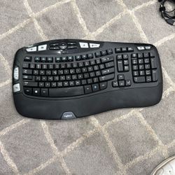 Logitech K350 Keyboard