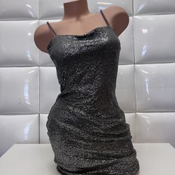 Women Sexy Dress- Silver Shiny Dress-USED- Wear by Model For Photos Only-$10 Pick Up Price-Fits M-L Sizes-Vestido Usado