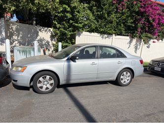 Hyundai Sonata 08