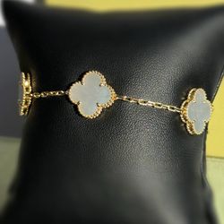 18k yellow gold Van cleef Alhambra style White Mother of pearl 5 motifs clover shape stone bracelet