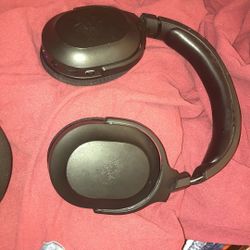 Alien Headphones