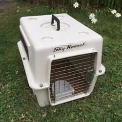 Small Sky Kennel Model 100 Dog Cat Crate Carrier Heavy Duty